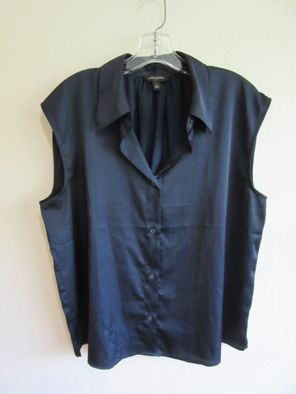 Banana Republic Blue L Collared Sleeveless Button Blouse